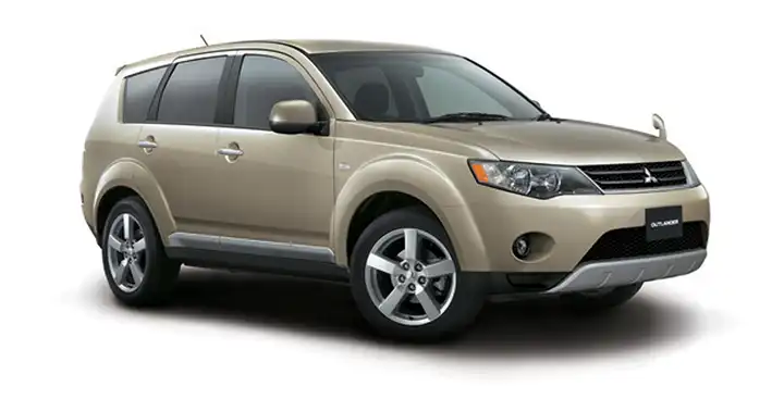 Lanzamiento del Outlander, un SUV de tamaño mediano con motor V6 MIVEC y transmisión CVT de 6 velocidades.