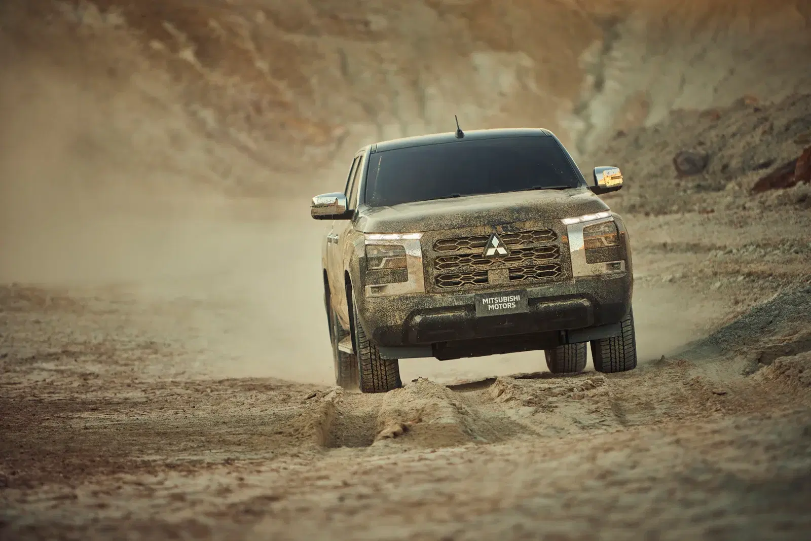 Galería Mitsubishi L200